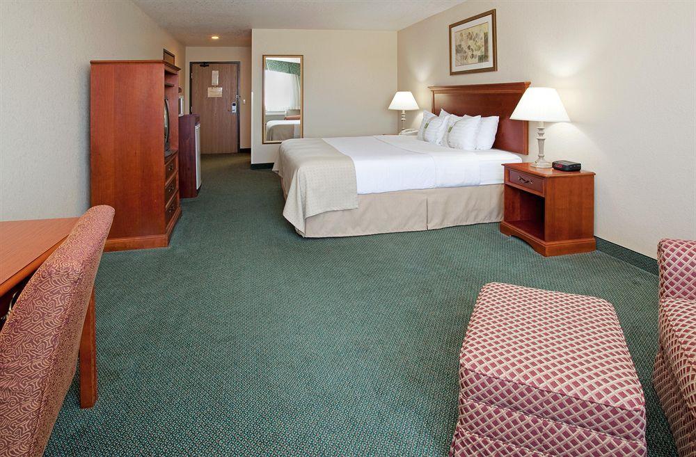 Country Inn & Suites By Radisson, Sidney, Ne الغرفة الصورة